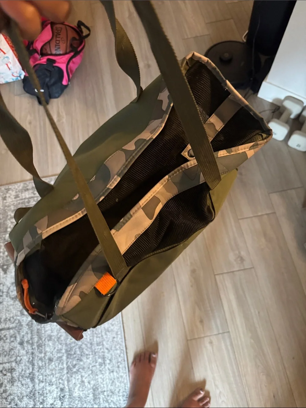 Olive Green Camo-Trim Pet carrier